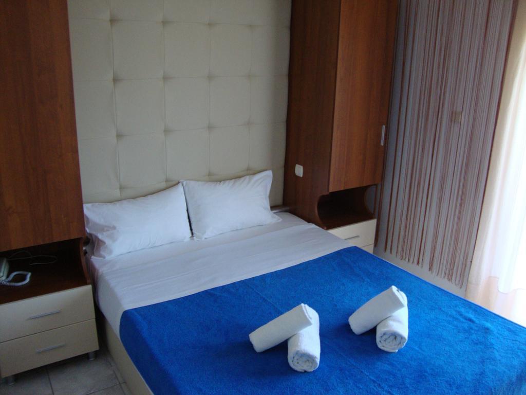 Kopsis Beach Hotel Pefkochori Zimmer foto