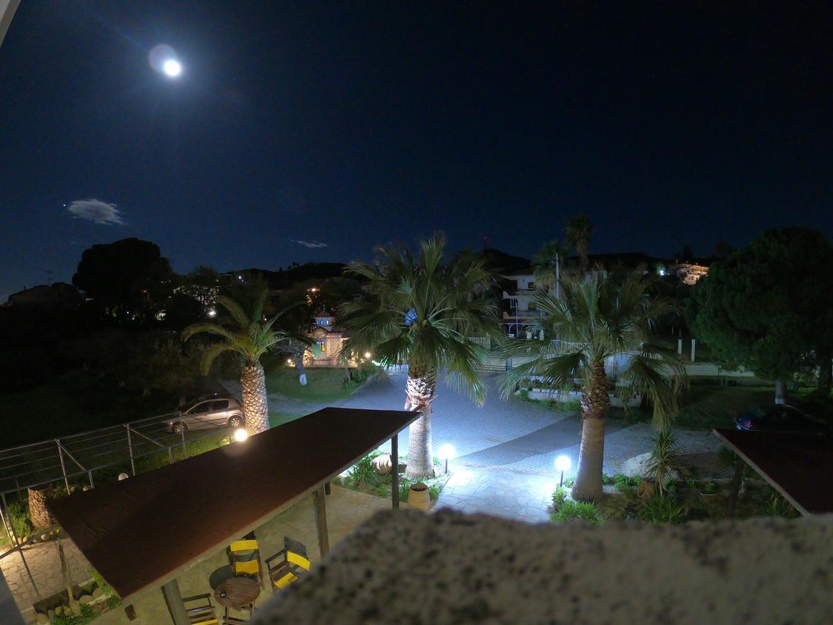 Kopsis Beach Hotel Pefkochori Exterior foto